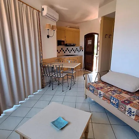 Appartamenti Calarossa Apartment