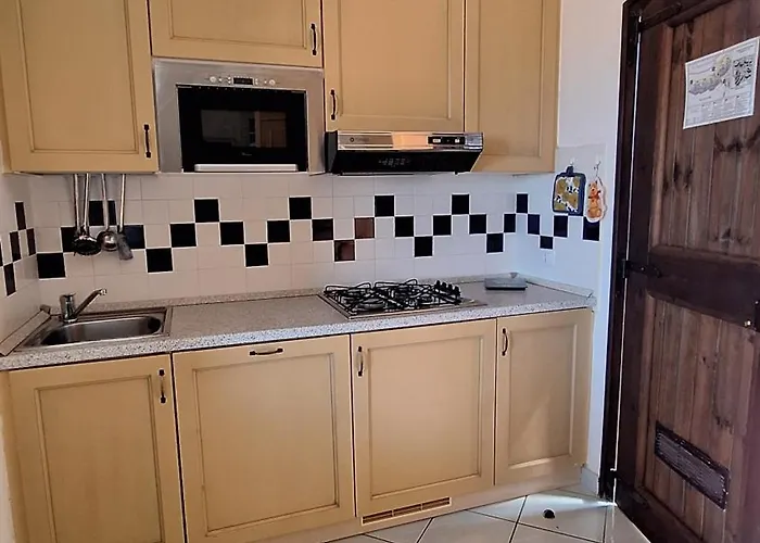 Roccia Rossa * 罗萨岛